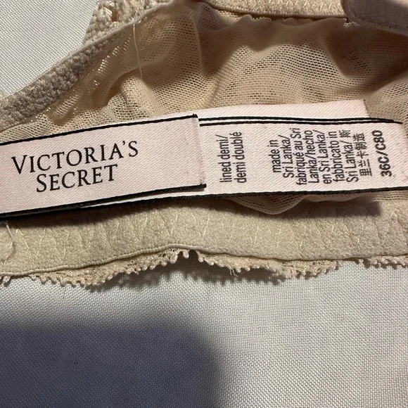 Victoria’s Secret Lined Demi Lace Bra Sz 36C - Picture 11 of 11